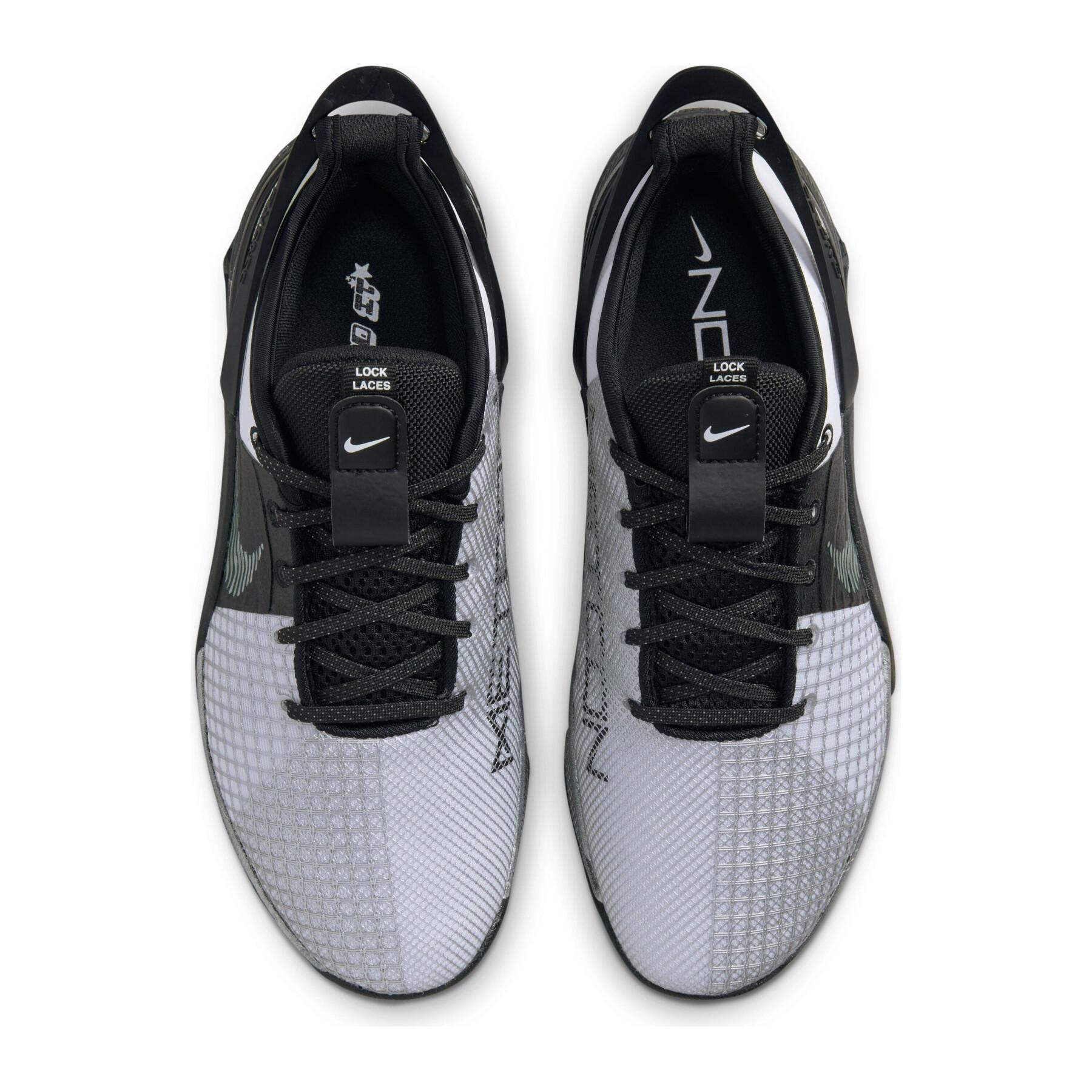 Women's cross training shoes Nike Metcon 8 Fly Ease Premium
